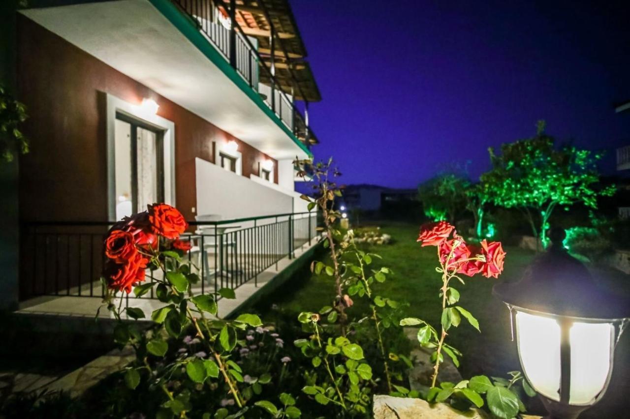 Christina Studios Лаганас Экстерьер фото