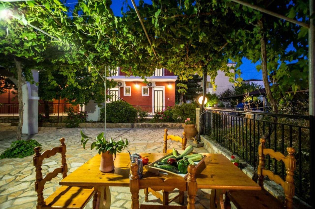 Christina Studios Лаганас Экстерьер фото